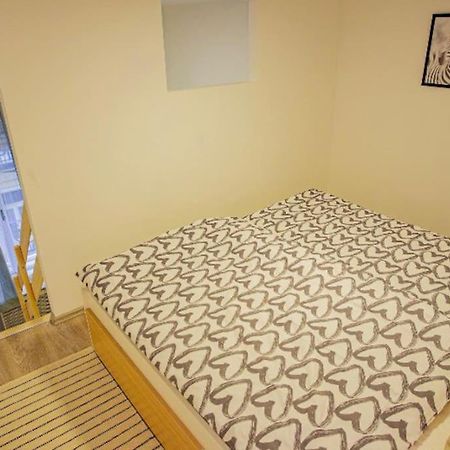 דירות בודפשט Cosy Flat In Akacfa Str., Aya מראה חיצוני תמונה